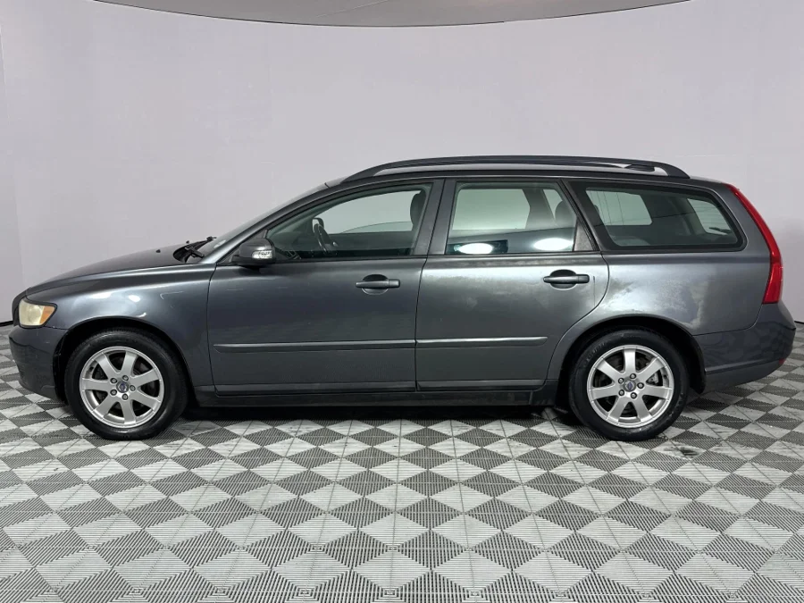 Used 2009 Volvo V50 2.0 Powershift - WeBuyCars Lansdowne Used 2009 Volvo V50 2.0 Powershift - WeBuyCars Lansdowne