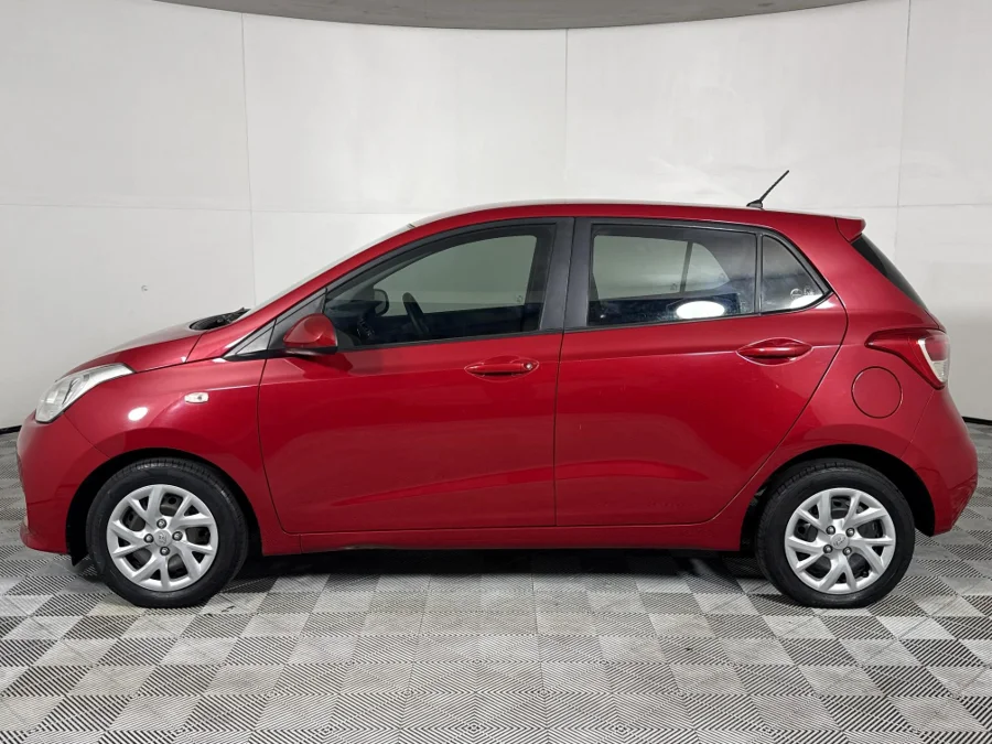 Used 2019 Hyundai Grand i10 1.0 Motion - WeBuyCars Durban Used 2019 Hyundai Grand i10 1.0 Motion - WeBuyCars Durban