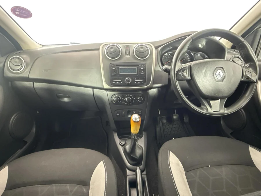 Used 2017 Renault Sandero Stepway 66kW turbo - WeBuyCars Richmond Used 2017 Renault Sandero Stepway 66kW turbo - WeBuyCars Richmond