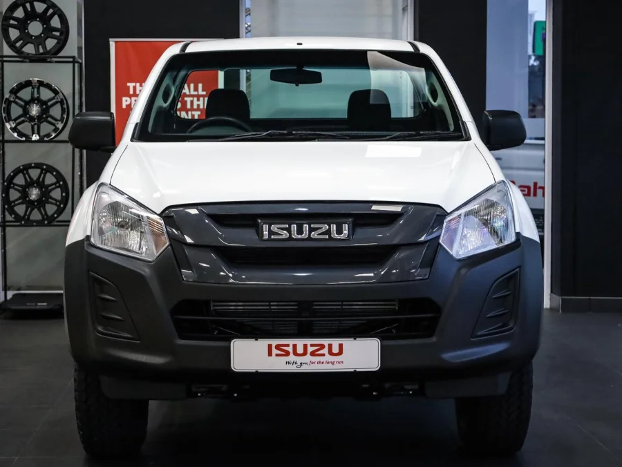 New 2026 Isuzu D-Max Gen 6 250 single cab Fleetside safety - Isuzu Woodmead New New 2026 Isuzu D-Max Gen 6 250 single cab Fleetside safety - Isuzu Woodmead New