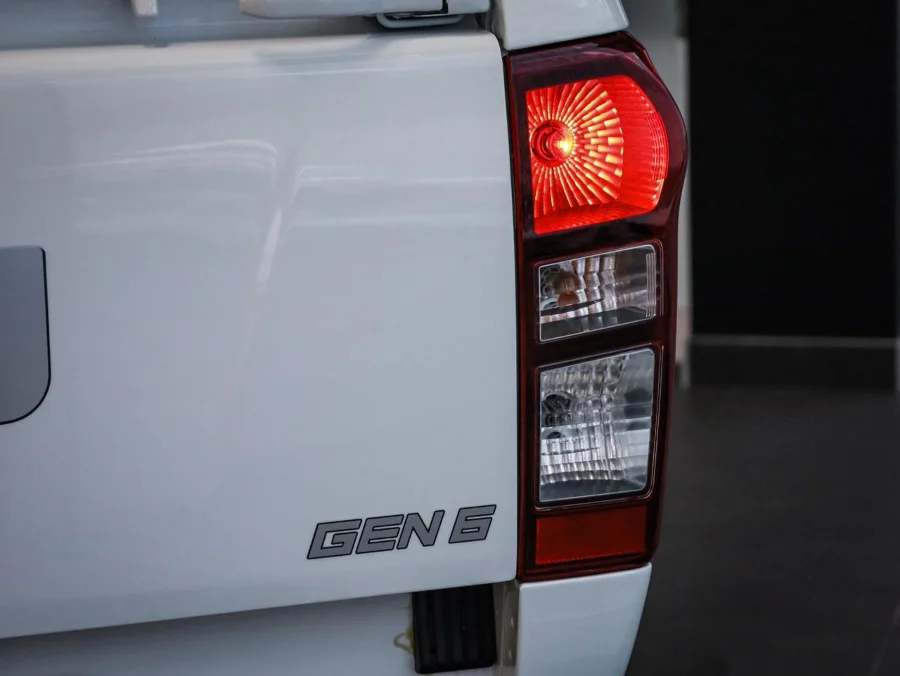 New 2026 Isuzu D-Max Gen 6 250c single cab - Isuzu Woodmead New