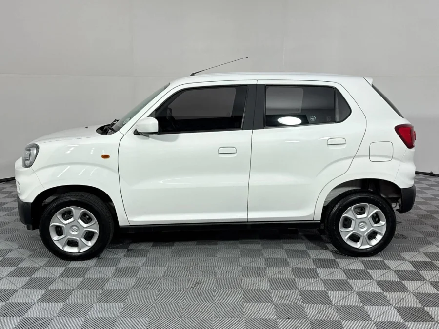 Used 2024 Suzuki S-Presso 1.0 GL auto - WeBuyCars Germiston Used 2024 Suzuki S-Presso 1.0 GL auto - WeBuyCars Germiston