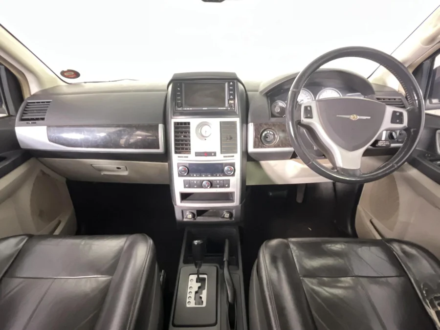Used 2012 Chrysler Grand Voyager 3.8 Limited - WeBuyCars The Dome Used 2012 Chrysler Grand Voyager 3.8 Limited - WeBuyCars The Dome