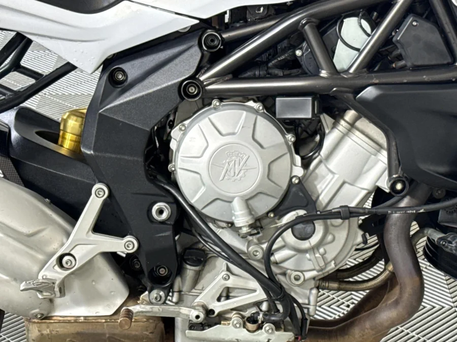 Used 2013 Mv Agusta Brutale B3 800 - WeBuyCars Midstream Used 2013 Mv Agusta Brutale B3 800 - WeBuyCars Midstream