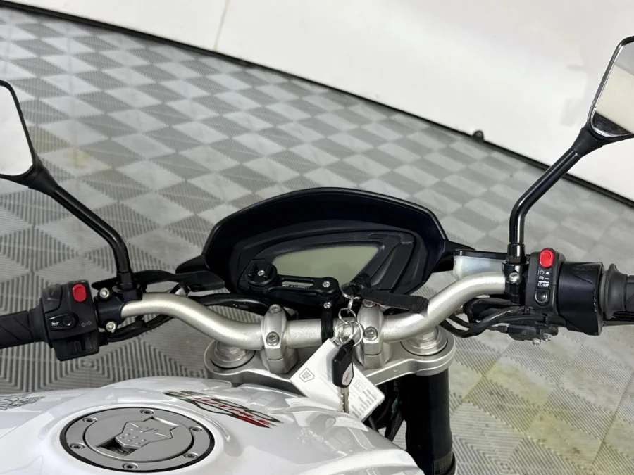 Used 2013 Mv Agusta Brutale B3 800 - WeBuyCars Midstream Used 2013 Mv Agusta Brutale B3 800 - WeBuyCars Midstream