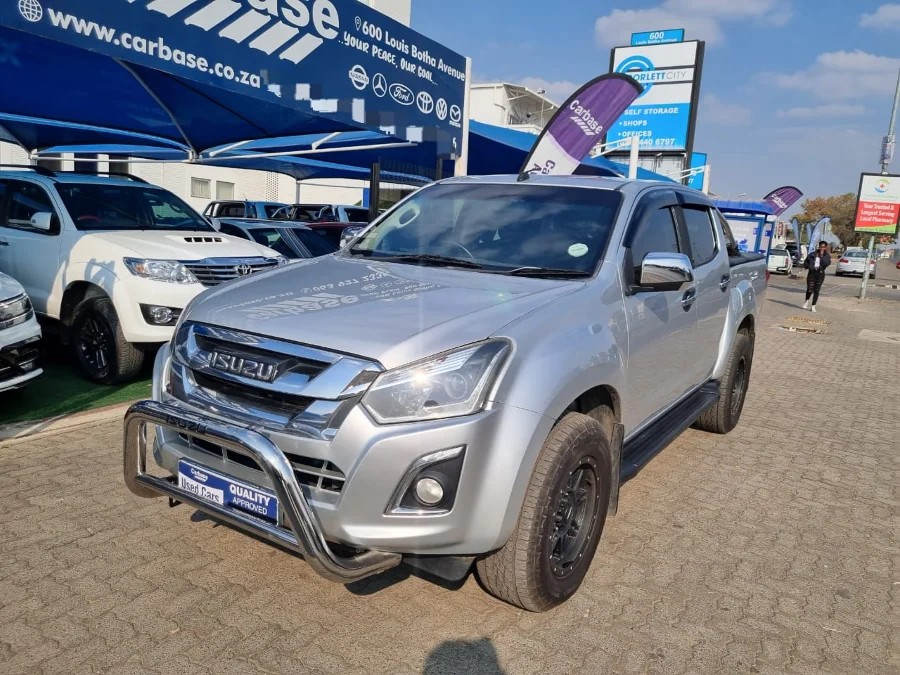 Used 2016 Isuzu KB 300D-Teq double cab LX auto - Carbase Auto Used 2016 Isuzu KB 300D-Teq double cab LX auto - Carbase Auto