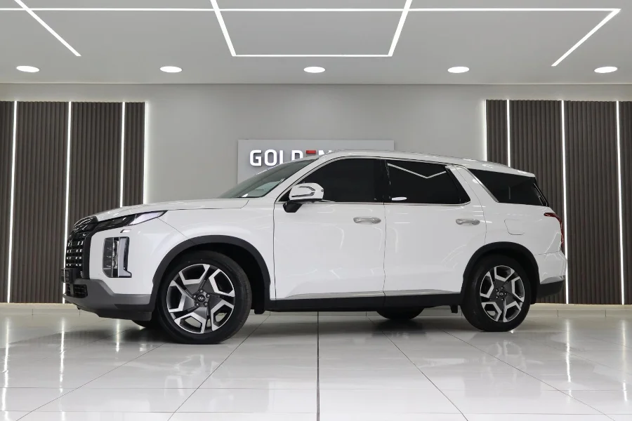 Used 2023 Hyundai Palisade 2.2D 4WD Elite 7-seater - Golden Era Motors Used 2023 Hyundai Palisade 2.2D 4WD Elite 7-seater - Golden Era Motors