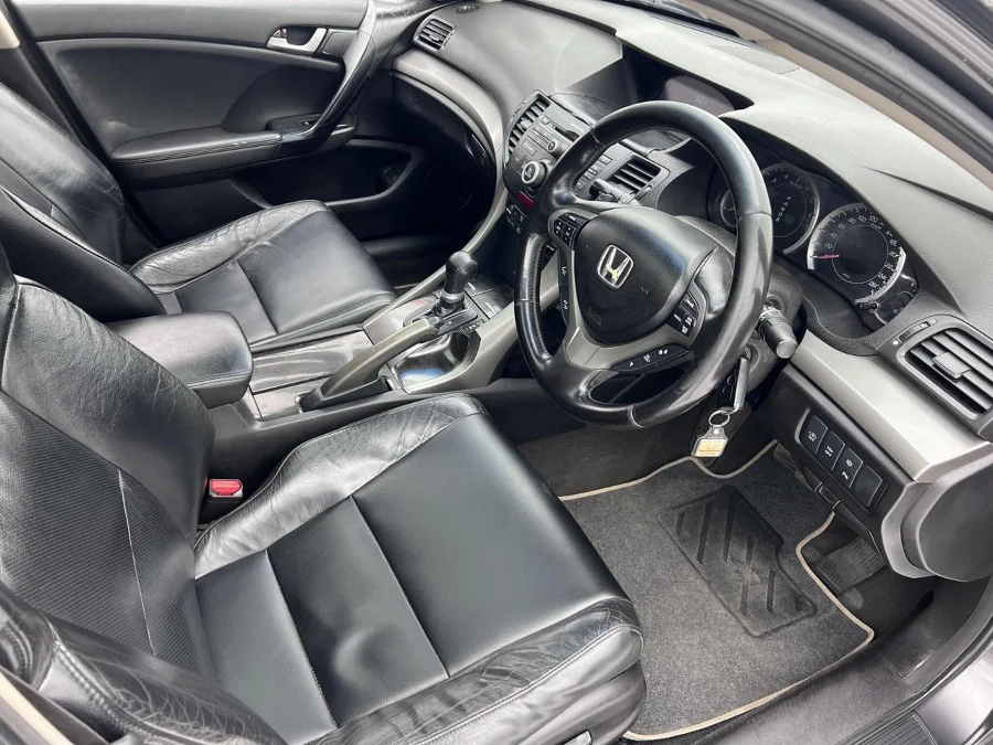 Used 2011 Honda Accord 2.4 Executive auto - EBK Auto Used 2011 Honda Accord 2.4 Executive auto - EBK Auto