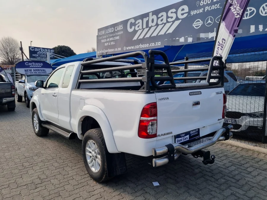 Used 2014 Toyota Hilux 2.5D-4D - Carbase Auto Used 2014 Toyota Hilux 2.5D-4D - Carbase Auto