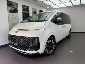 Used 2022 Hyundai Staria 2.2D Luxury Used 2022 Hyundai Staria 2.2D Luxury