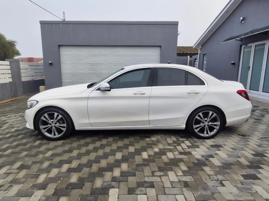 New 2016 Mercedes-Benz C-Class C250 estate Avantgarde AMG Sports - Private Seller New 2016 Mercedes-Benz C-Class C250 estate Avantgarde AMG Sports - Private Seller
