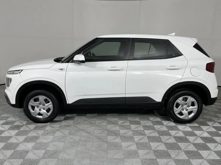 Used 2021 Hyundai Venue 1.0T Motion - WeBuyCars The Dome