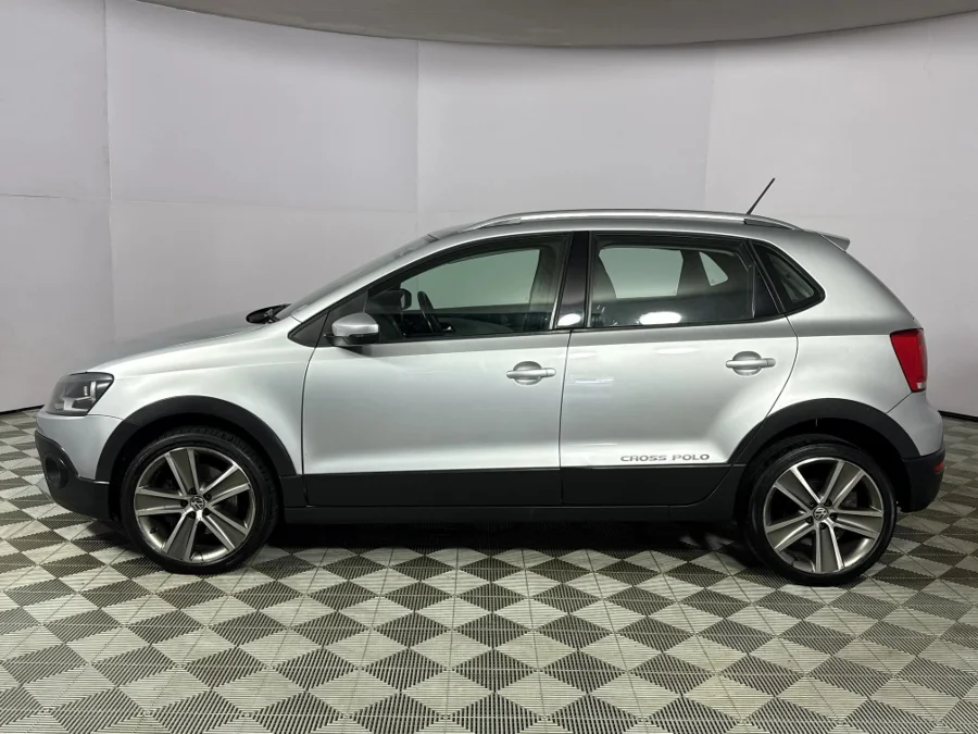 Used 2012 Volkswagen Cross Polo 1.6TDI Comfortline Urban Ice - WeBuyCars Durban Used 2012 Volkswagen Cross Polo 1.6TDI Comfortline Urban Ice - WeBuyCars Durban
