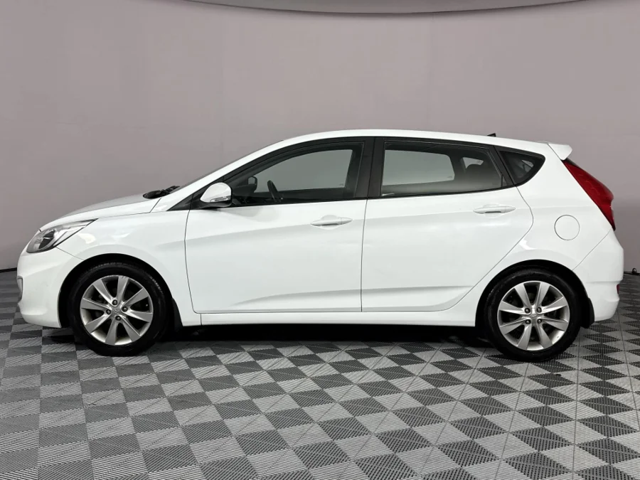 Used 2016 Hyundai Accent hatch 1.6 Fluid auto - WeBuyCars Brackenfell Cape Town