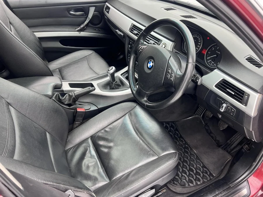 Used 2011 BMW 3 Series 323i - EBK Auto Used 2011 BMW 3 Series 323i - EBK Auto
