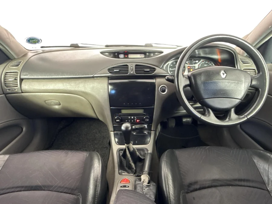 Used 2004 Renault Laguna 2.0 Expression - WeBuyCars Richmond Used 2004 Renault Laguna 2.0 Expression - WeBuyCars Richmond
