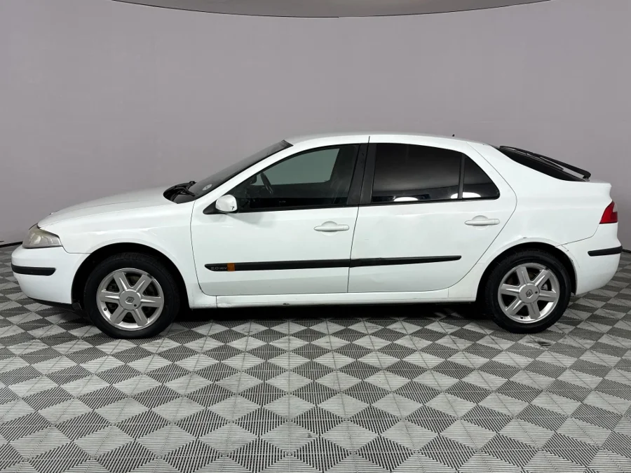 Used 2004 Renault Laguna 2.0 Expression - WeBuyCars Richmond Used 2004 Renault Laguna 2.0 Expression - WeBuyCars Richmond