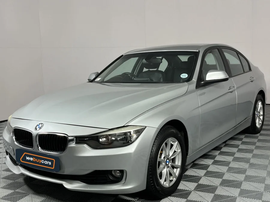 Used 2013 BMW 3 Series 320i sports-auto - WeBuyCars Lansdowne Used 2013 BMW 3 Series 320i sports-auto - WeBuyCars Lansdowne
