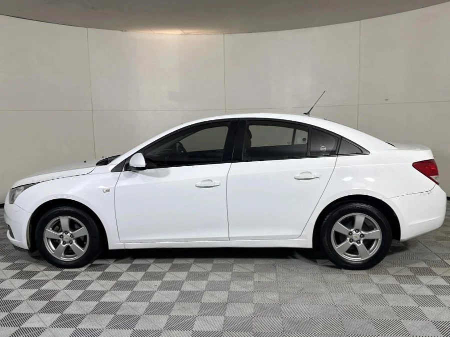 Used 2012 Chevrolet Cruze 1.6 L - WeBuyCars Midstream Used 2012 Chevrolet Cruze 1.6 L - WeBuyCars Midstream