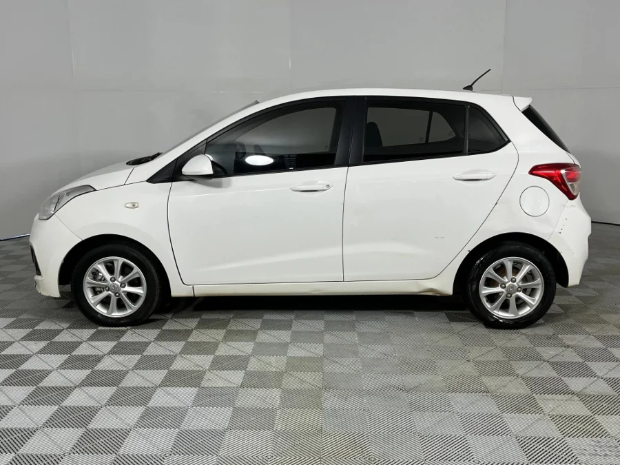 Used 2015 Hyundai Grand i10 1.25 Motion - WeBuyCars Silverlakes Used 2015 Hyundai Grand i10 1.25 Motion - WeBuyCars Silverlakes