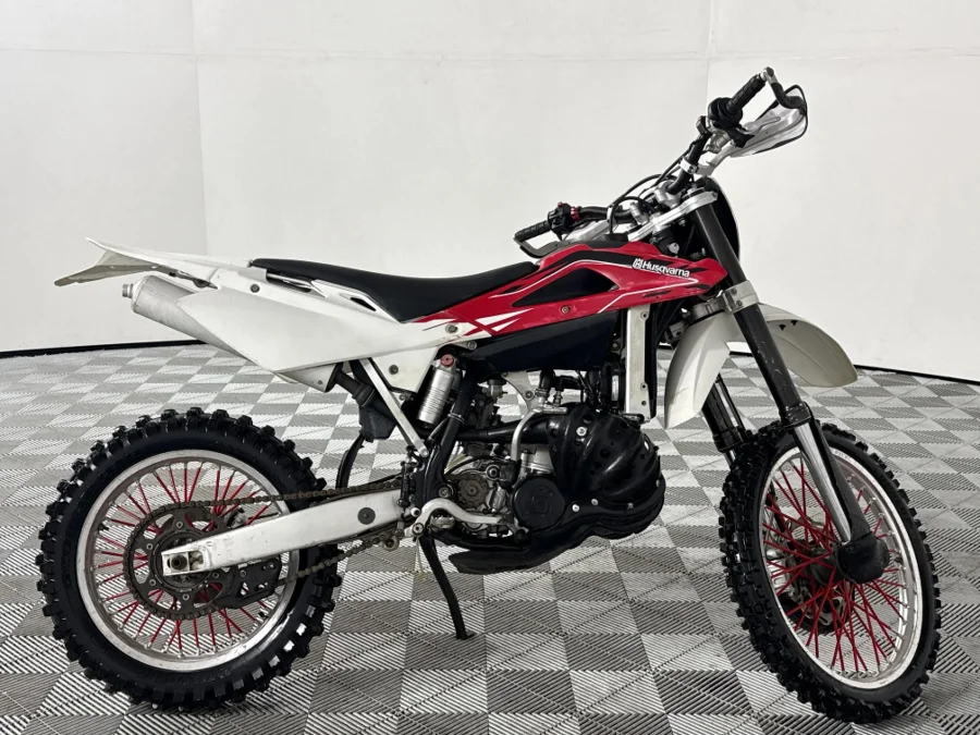 Used 2014 Husqvarna WR 300 - WeBuyCars The Dome Used 2014 Husqvarna WR 300 - WeBuyCars The Dome