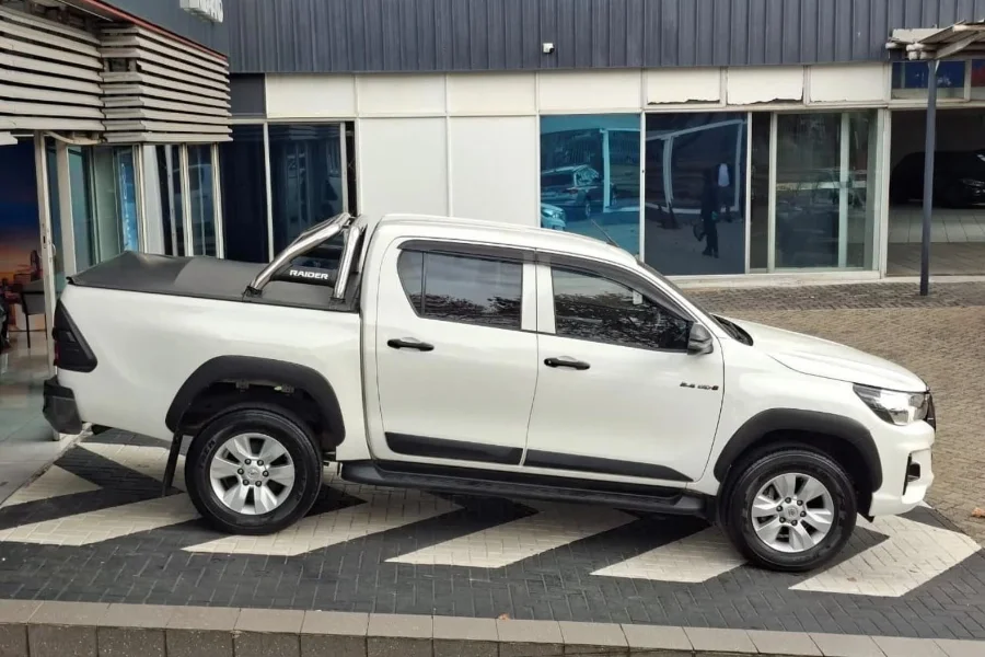 Used 2019 Toyota Hilux 2.4GD-6 double cab SRX - Capital Auto World Used 2019 Toyota Hilux 2.4GD-6 double cab SRX - Capital Auto World