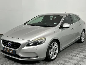 Used 2014 Volvo V40 T4 Excel auto Used 2014 Volvo V40 T4 Excel auto