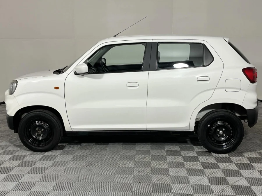 Used 2023 Suzuki S-Presso 1.0 GL manual - WeBuyCars Germiston Used 2023 Suzuki S-Presso 1.0 GL manual - WeBuyCars Germiston