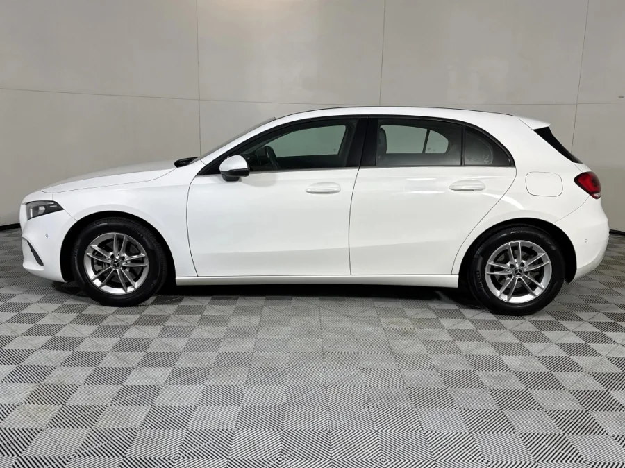 Used 2018 Mercedes-Benz A-Class A200 hatch AMG Line - WeBuyCars Midstream Used 2018 Mercedes-Benz A-Class A200 hatch AMG Line - WeBuyCars Midstream