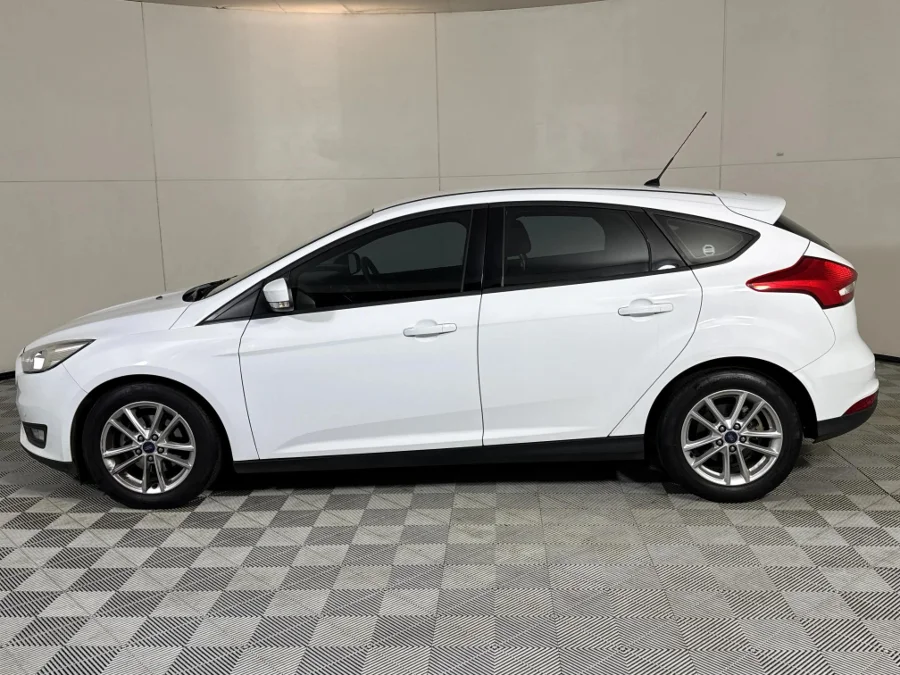 Used 2015 Ford Focus hatch 1.5T Trend auto - WeBuyCars Midstream Used 2015 Ford Focus hatch 1.5T Trend auto - WeBuyCars Midstream