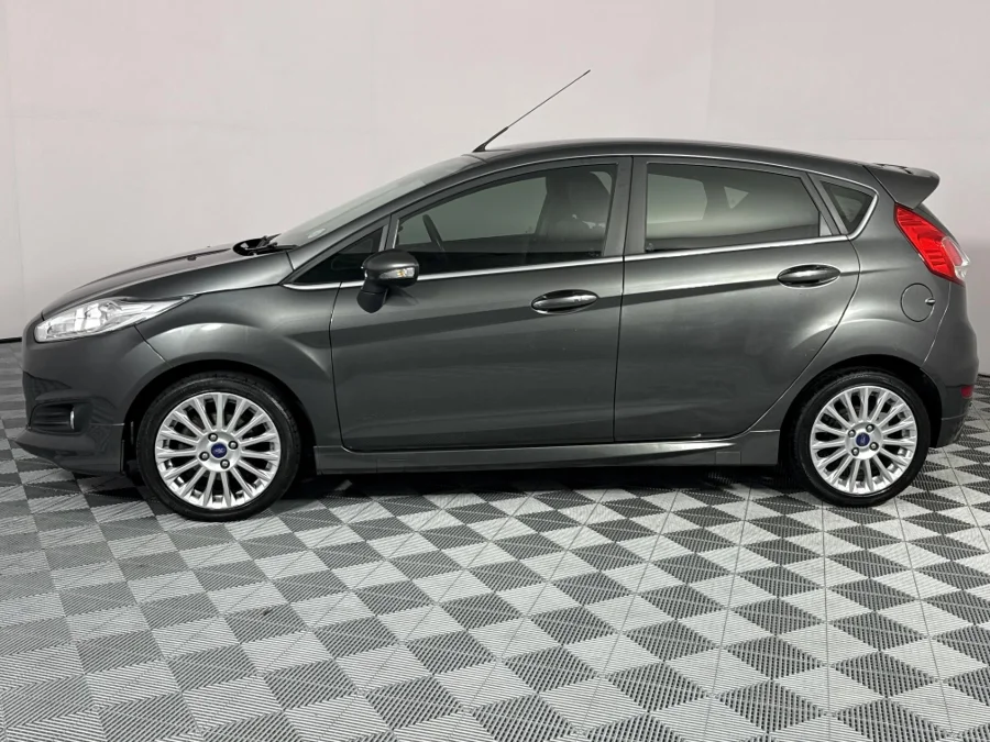 Used 2016 Ford Fiesta 5-door 1.0T Titanium - WeBuyCars Brackenfell Cape Town