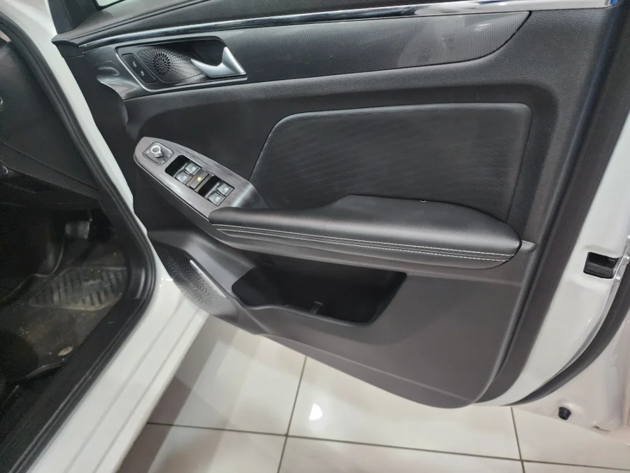 Preloaded Image 12