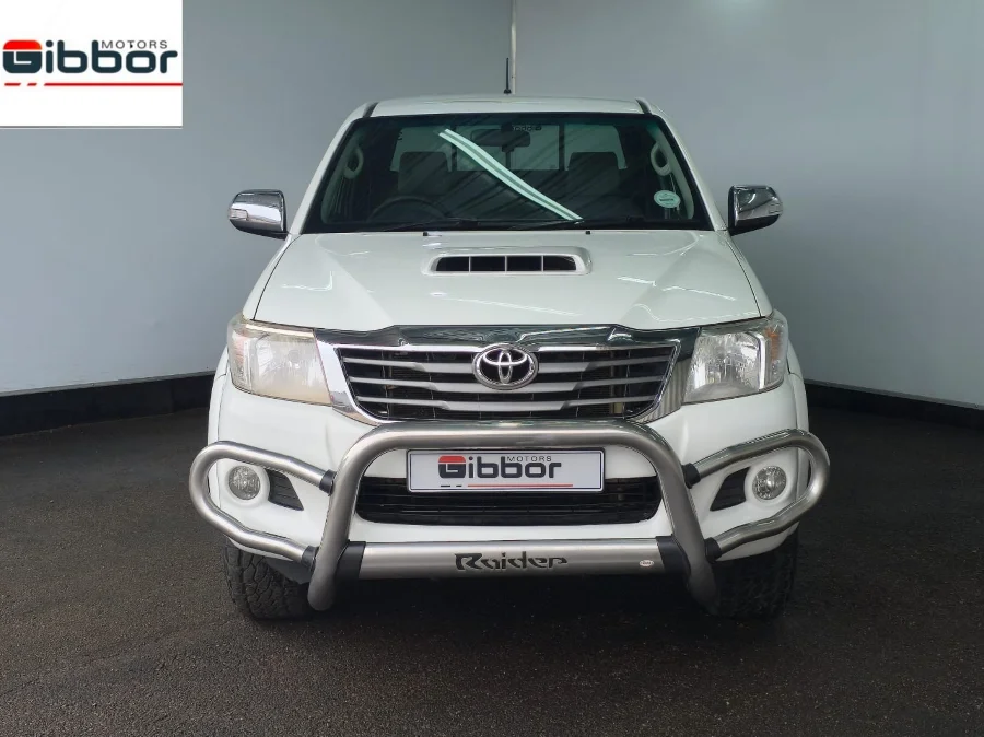 Used 2013 Toyota Hilux 3.0D-4D Xtra cab Raider - Gibbor Motors Used 2013 Toyota Hilux 3.0D-4D Xtra cab Raider - Gibbor Motors