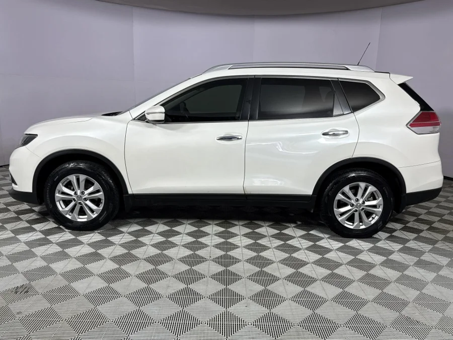 Used 2014 Nissan X-Trail 2.5 4x4 SE - WeBuyCars Durban Used 2014 Nissan X-Trail 2.5 4x4 SE - WeBuyCars Durban