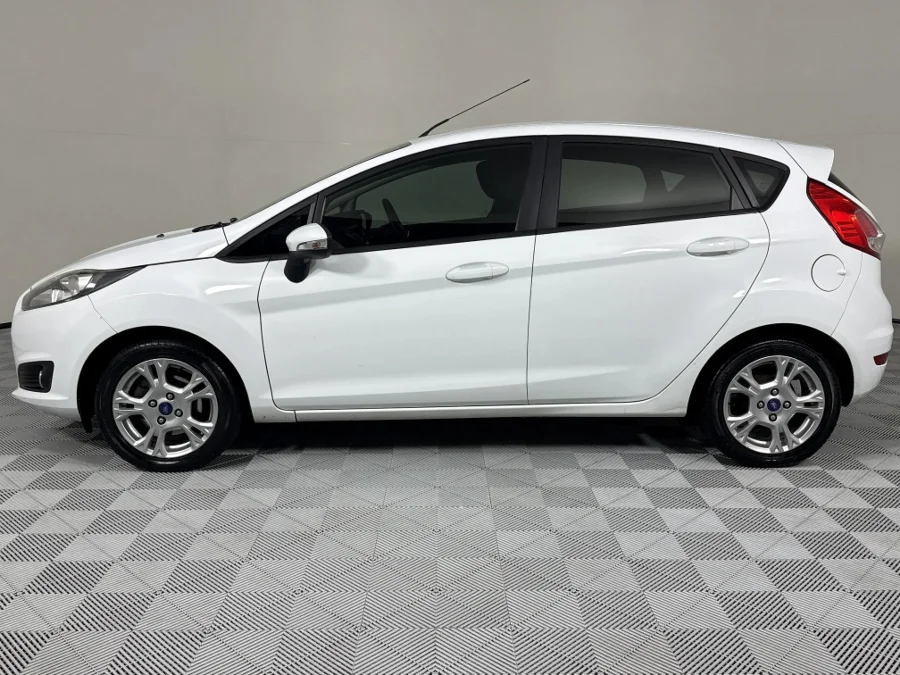 Used 2015 Ford Fiesta 5-door 1.4 Trend - WeBuyCars Vereeniging Used 2015 Ford Fiesta 5-door 1.4 Trend - WeBuyCars Vereeniging