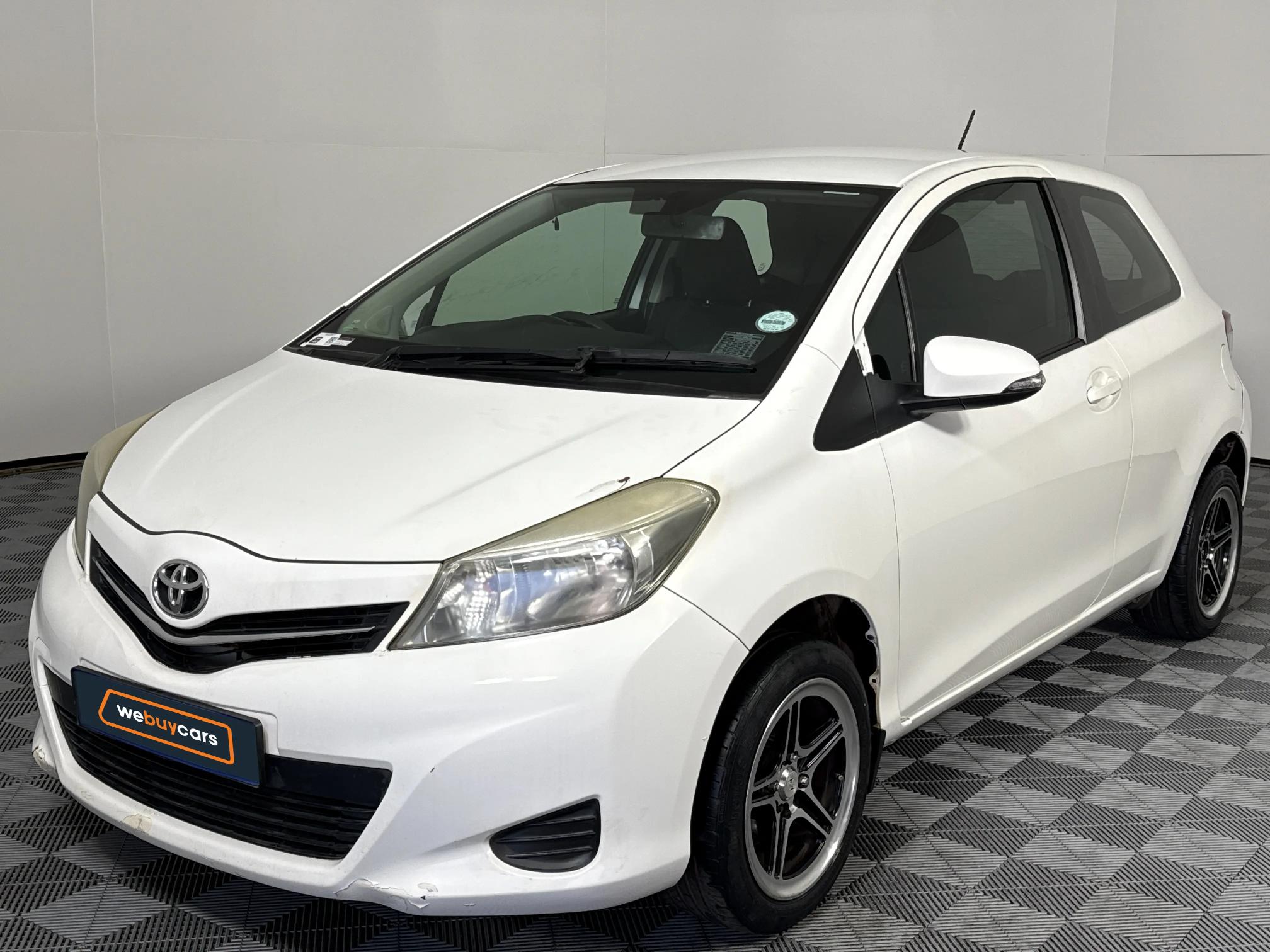 Used 2013 Toyota Yaris 3-door 1.0 XS
