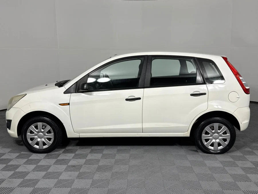 Used 2013 Ford Figo 1.4 Ambiente - WeBuyCars Montana
