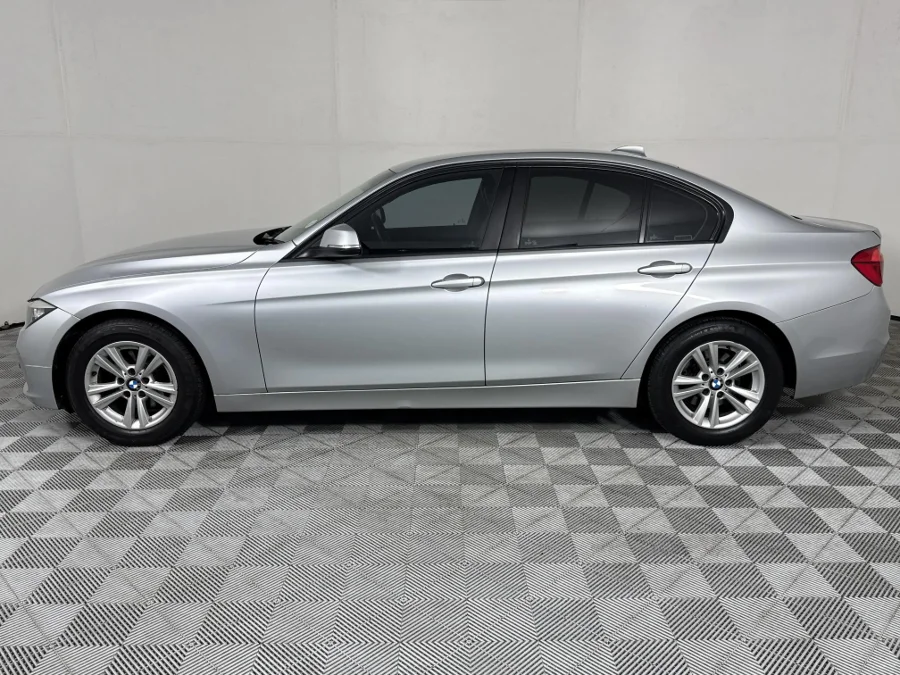 Used 2017 BMW 3 Series 320i sports-auto - WeBuyCars The Dome Used 2017 BMW 3 Series 320i sports-auto - WeBuyCars The Dome