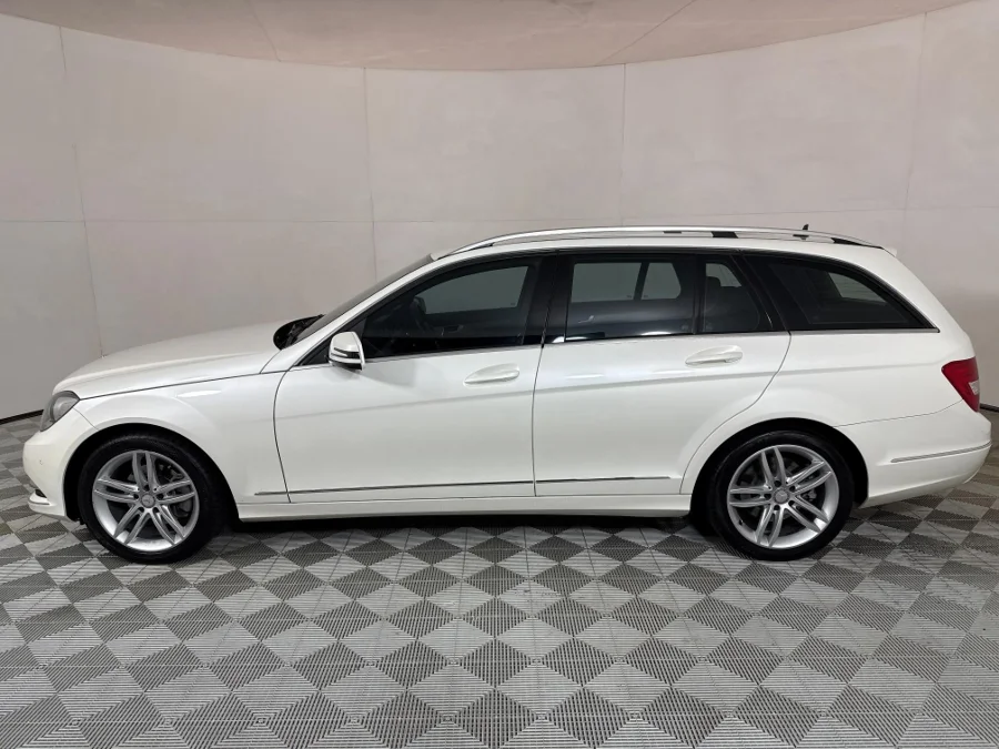 Used 2013 Mercedes-Benz C-Class C200 estate Classic auto - WeBuyCars JHB South Used 2013 Mercedes-Benz C-Class C200 estate Classic auto - WeBuyCars JHB South