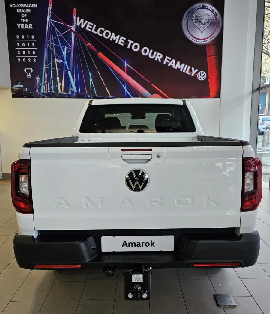 New 2026 Volkswagen Amarok 2.0TDI double cab Life - VW Braamfontein New New 2026 Volkswagen Amarok 2.0TDI double cab Life - VW Braamfontein New