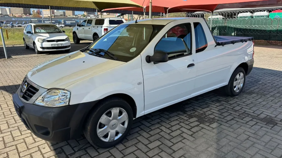 Used 2021 Nissan NP200 1.6i Stealth - Infinite Auto Nelspruit