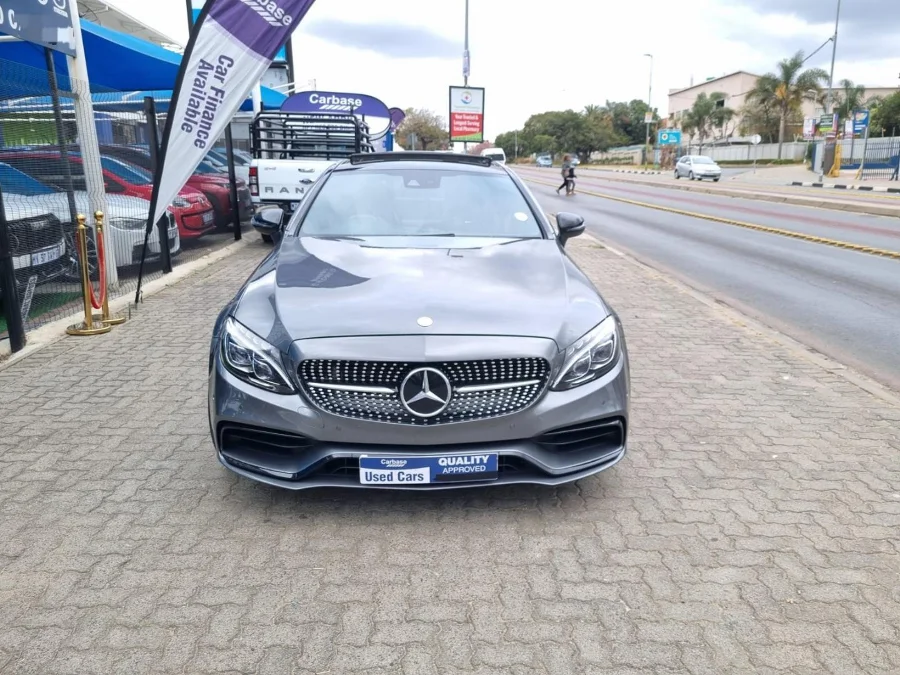Used 2017 Mercedes-AMG C-Class C43 coupe 4Matic - Carbase Auto Used 2017 Mercedes-AMG C-Class C43 coupe 4Matic - Carbase Auto