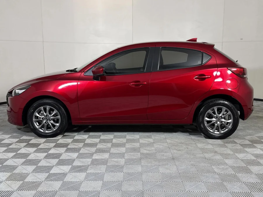 Used 2024 Mazda Mazda2 1.5 Dynamic manual - WeBuyCars Montana Used 2024 Mazda Mazda2 1.5 Dynamic manual - WeBuyCars Montana