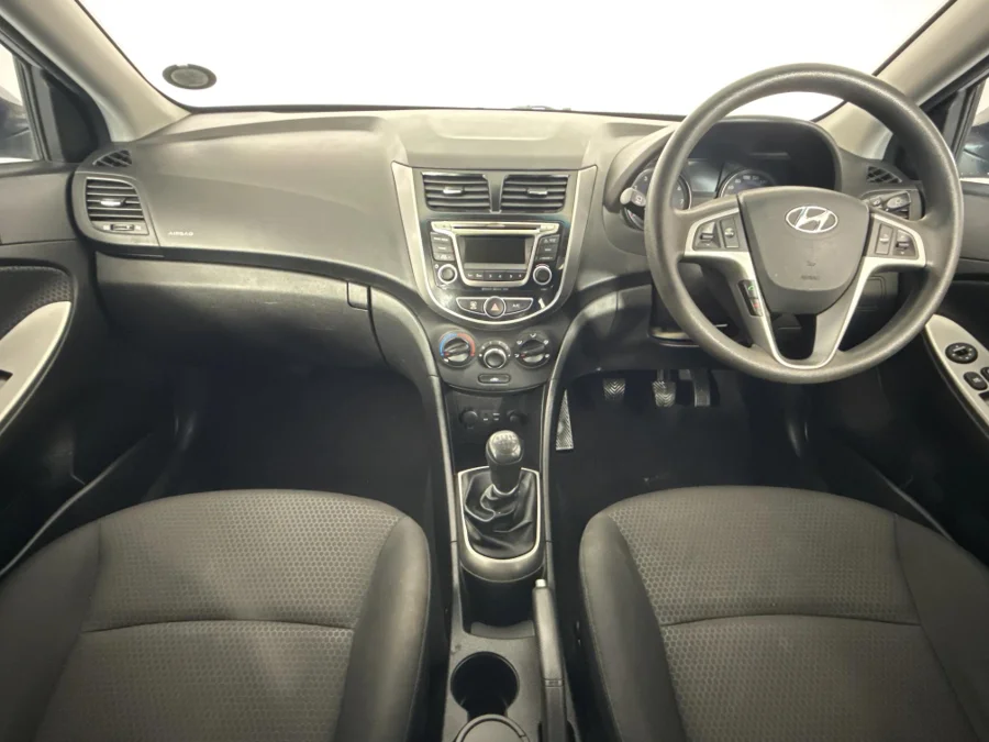 Used 2018 Hyundai Accent hatch 1.6 Fluid - WeBuyCars Richmond