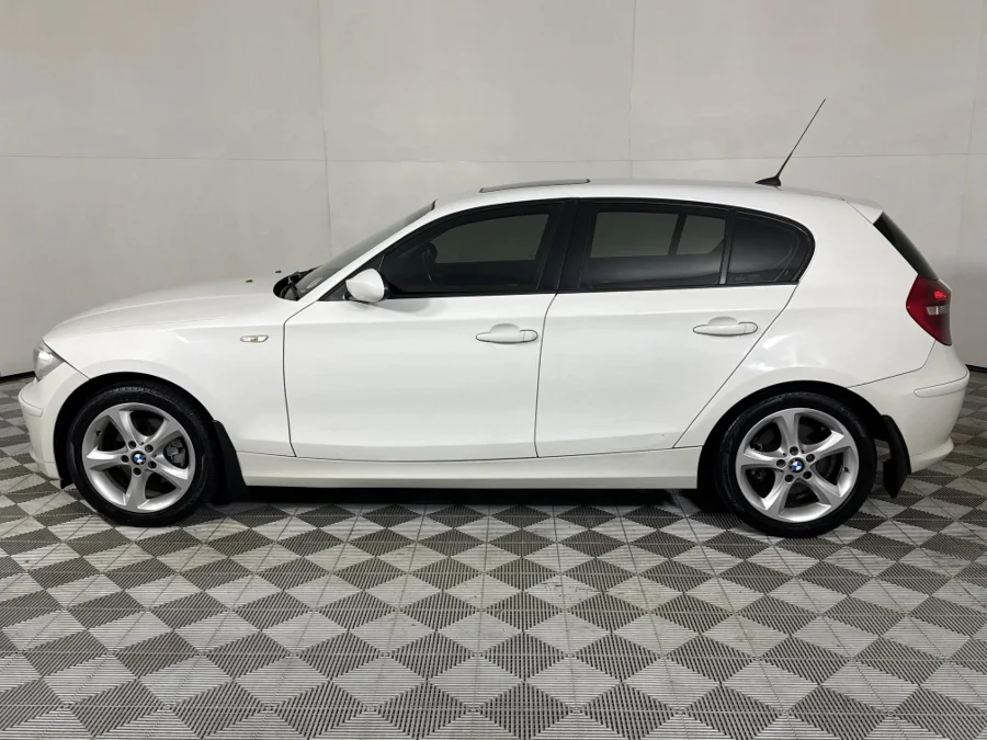 Used 2008 BMW 1 Series 120d 5-door auto - WeBuyCars JHB South Used 2008 BMW 1 Series 120d 5-door auto - WeBuyCars JHB South