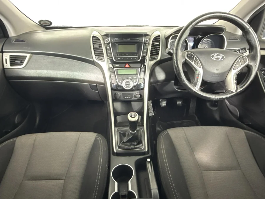 Used 2012 Hyundai i30 1.6 Premium - WeBuyCars The Dome Used 2012 Hyundai i30 1.6 Premium - WeBuyCars The Dome