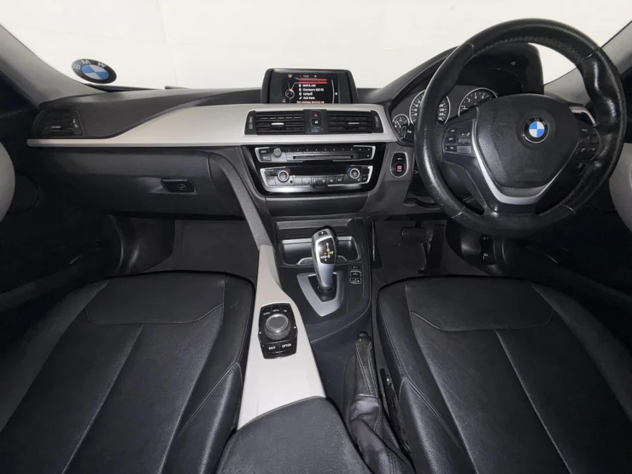 Used 2015 BMW 3 Series 320i sports-auto - WeBuyCars Durban Used 2015 BMW 3 Series 320i sports-auto - WeBuyCars Durban