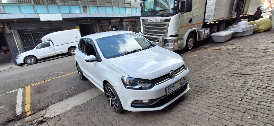 Used 2014 Volkswagen Polo 1.6 Comfortline - Andy Auto Used 2014 Volkswagen Polo 1.6 Comfortline - Andy Auto