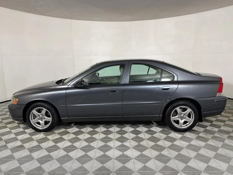 Used 2008 Volvo S60 2.0T automatic - WeBuyCars JHB South