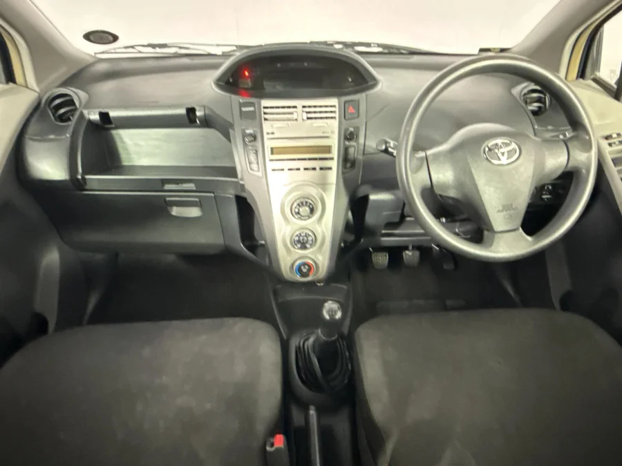 Used 2005 Toyota Yaris 1.3 5-door T3+ - WeBuyCars Brackenfell Cape Town